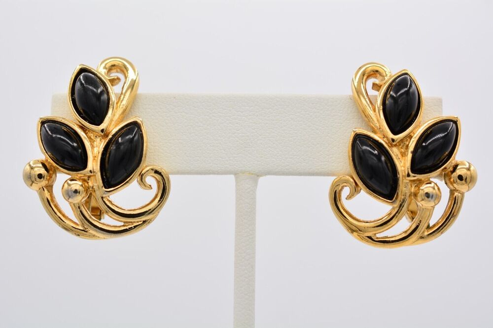 Trifari Vintage Cabochon Clip On Earrings Gold Black Leaf Chunky Signed BinAV